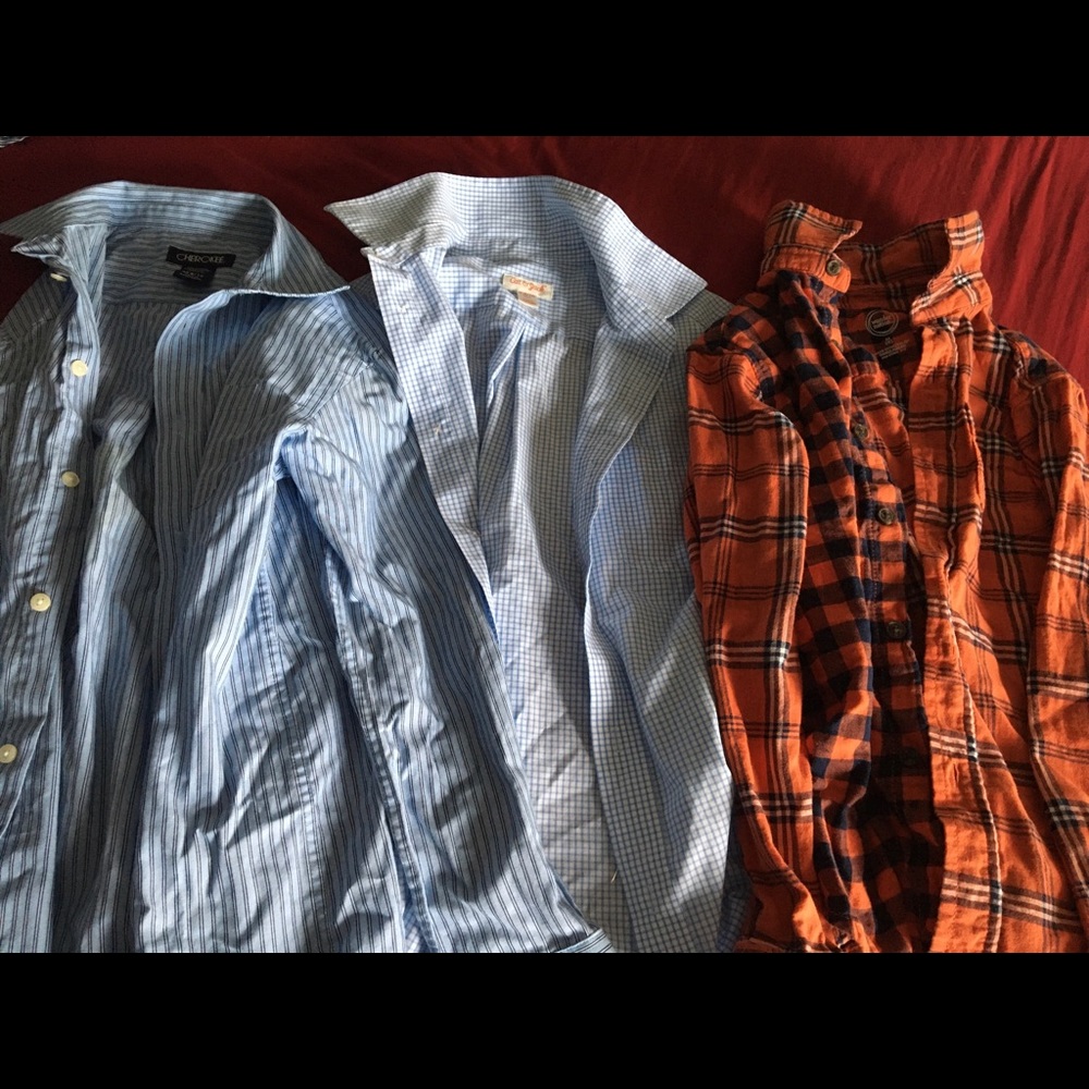 Boys long sleeve shirt. Wear just one time.